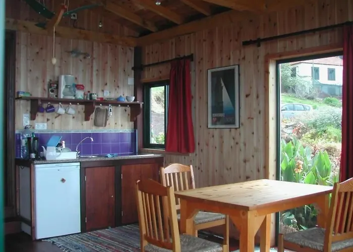 In Mit Schoenem Garten By Interhome *