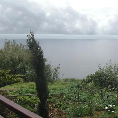 別荘 In Canhas Mit Schoenem Garten By Interhome ポンタ・ド・ソル