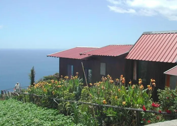 別荘 In Canhas Mit Schoenem Garten By Interhome ポンタ・ド・ソル