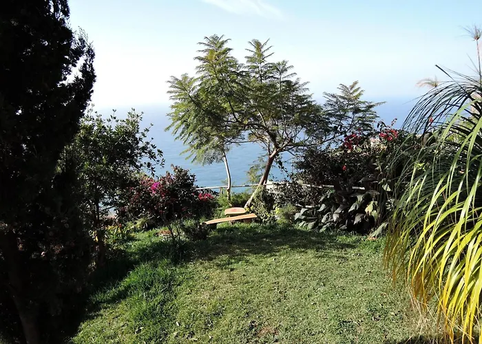 In Canhas Mit Schoenem Garten By Interhome