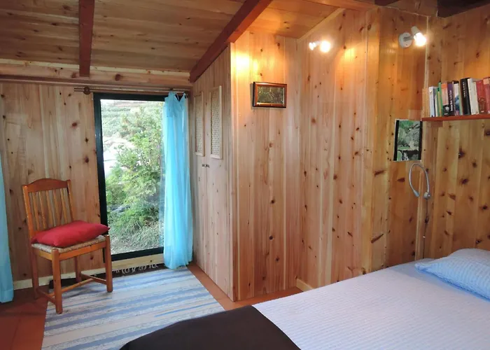 In Canhas Mit Schoenem Garten By Interhome 別荘